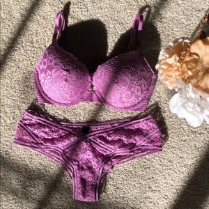 NWOT VS Bra & Panty Set